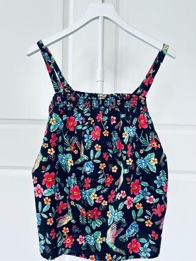 Women’s Old Navy Sleeveless Floral Top Size M